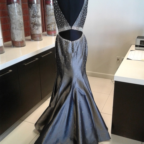 Jovani 33072 - Picture 3 of 4